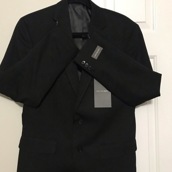 VAN HEUSEN CLASSIC MODERN FIT MEN BLAZER. CLASSIC DESIGN FOR GENTLEMEN LOOKS - Picture 5 of 9